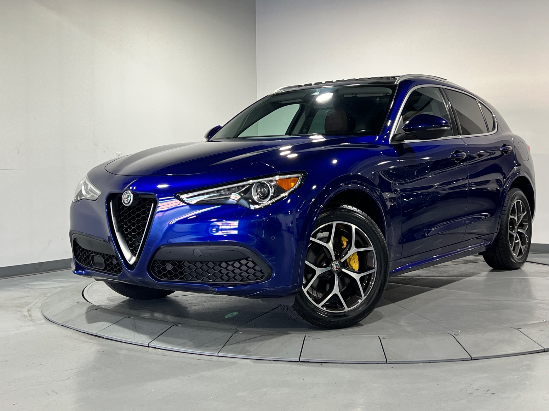 Anodized Blue Metallic 2021 Alfa Romeo Stelvio SUV / Crossover All-Wheel Drive 8-Speed Automatic