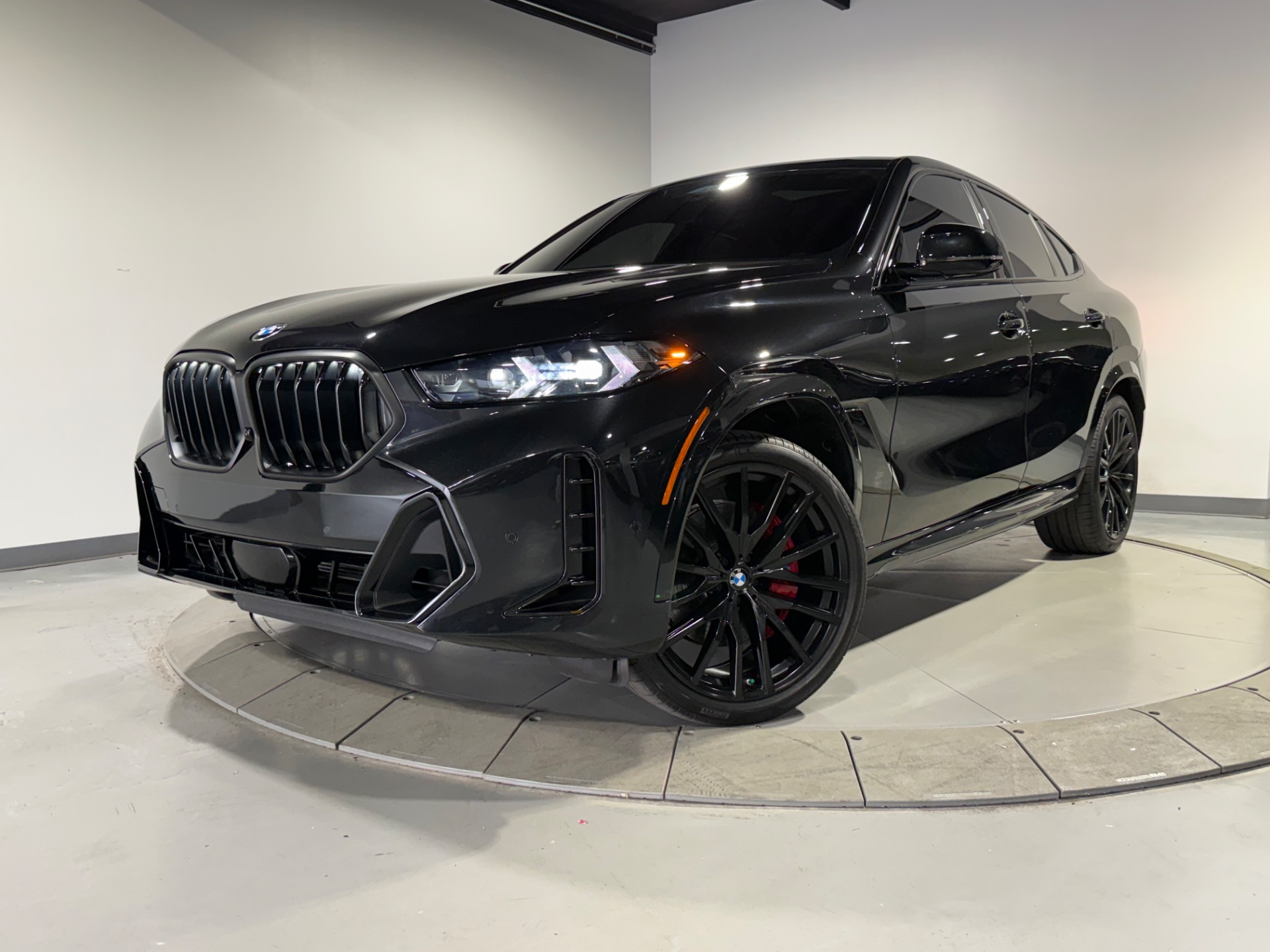 Black Sapphire Metallic 2026 BMW X6 SUV / Crossover All-Wheel Drive 8-Speed Automatic