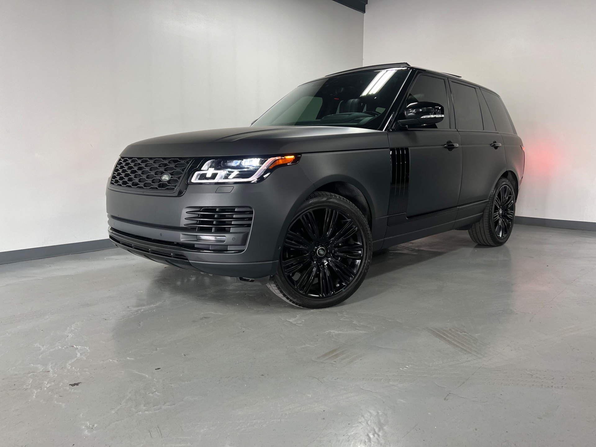 Used 2019 Santorini Black Metallic Land Rover Range Rover V8