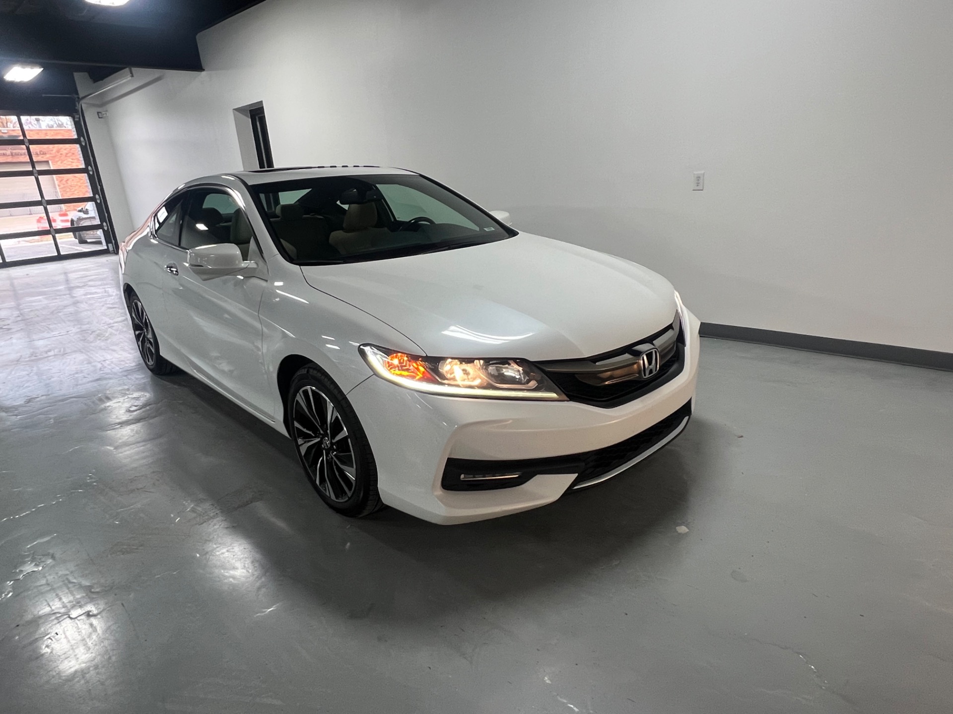 Used 2016 White Orchid Pearl Honda Accord EX-L V6 2dr coupe EX-L V6 For