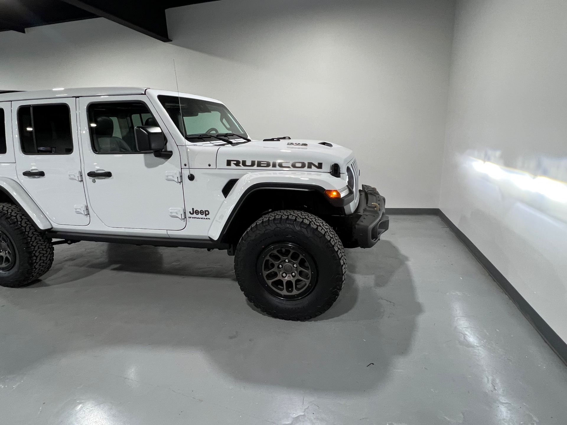 Used 2023 Bright White Clear Coat Jeep Wrangler Unlimited