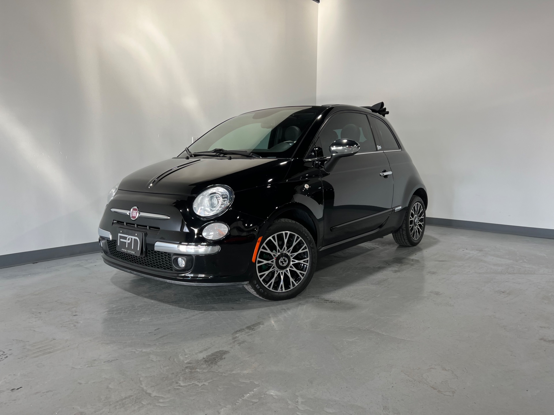 Used 2013 GUCCI Black FIAT 500c GUCCI CONVERTIBLE Gucci For Sale
