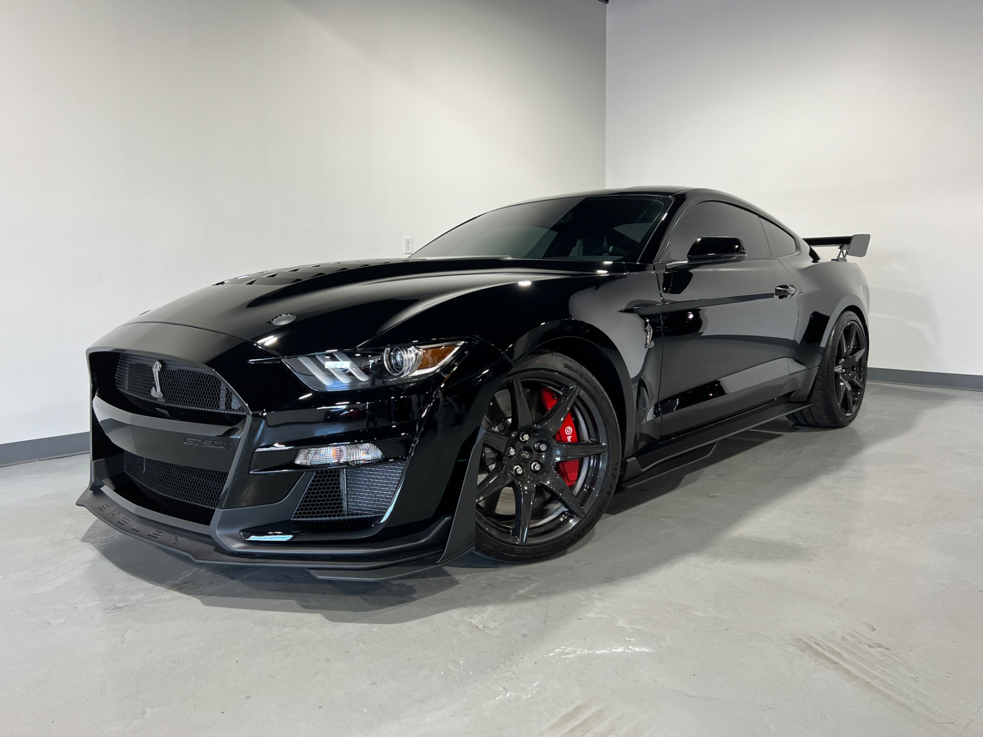 shelby cobra mustang gt500 black