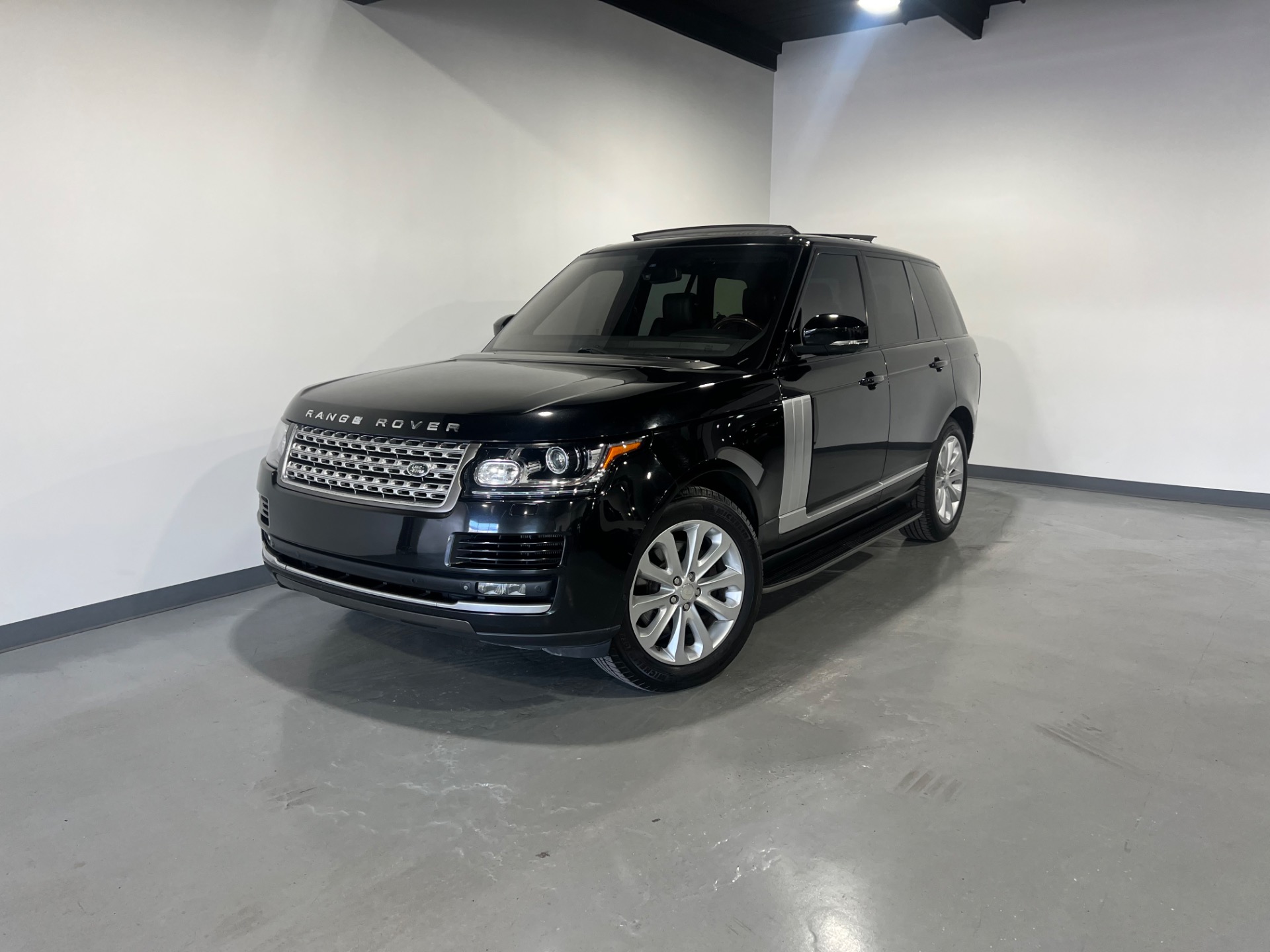 Used 2014 Santorini Black Metallic Land Rover Range Rover hse awd