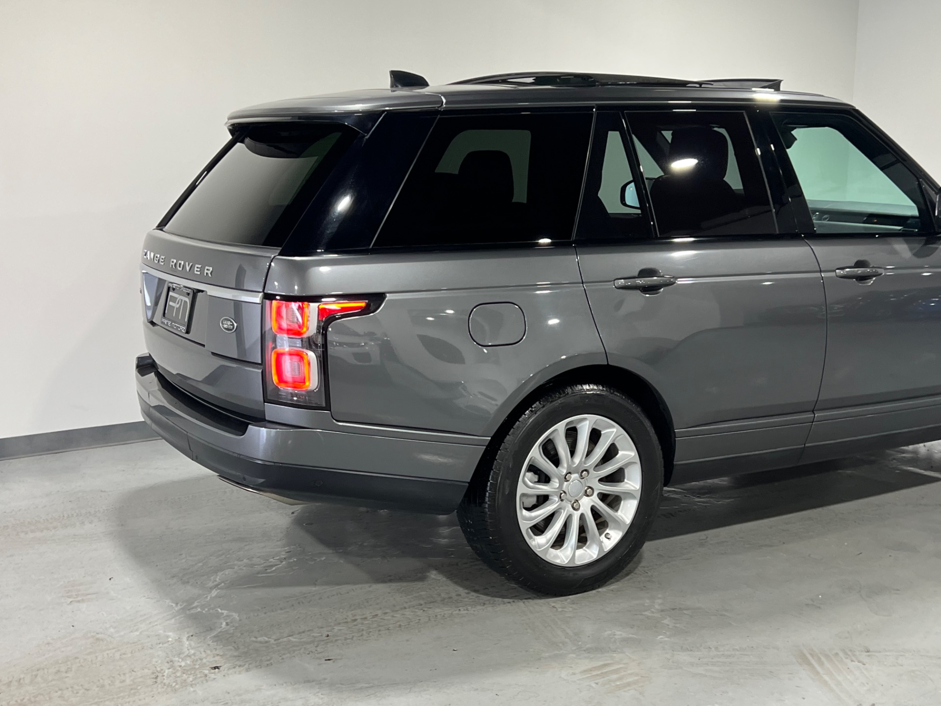 Range Rover Chorus Grey Used 2018 Corris Grey Metallic Land Rover Range Rover HSE AWD HSE For ...