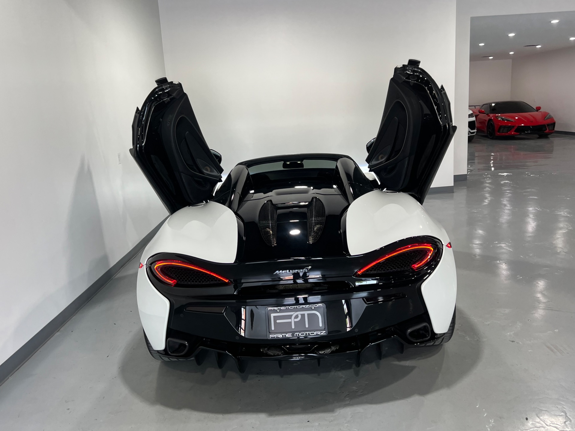 Used 2020 WHITE McLaren 570S Spider 2DR CONVERTIBLE For Sale (Sold