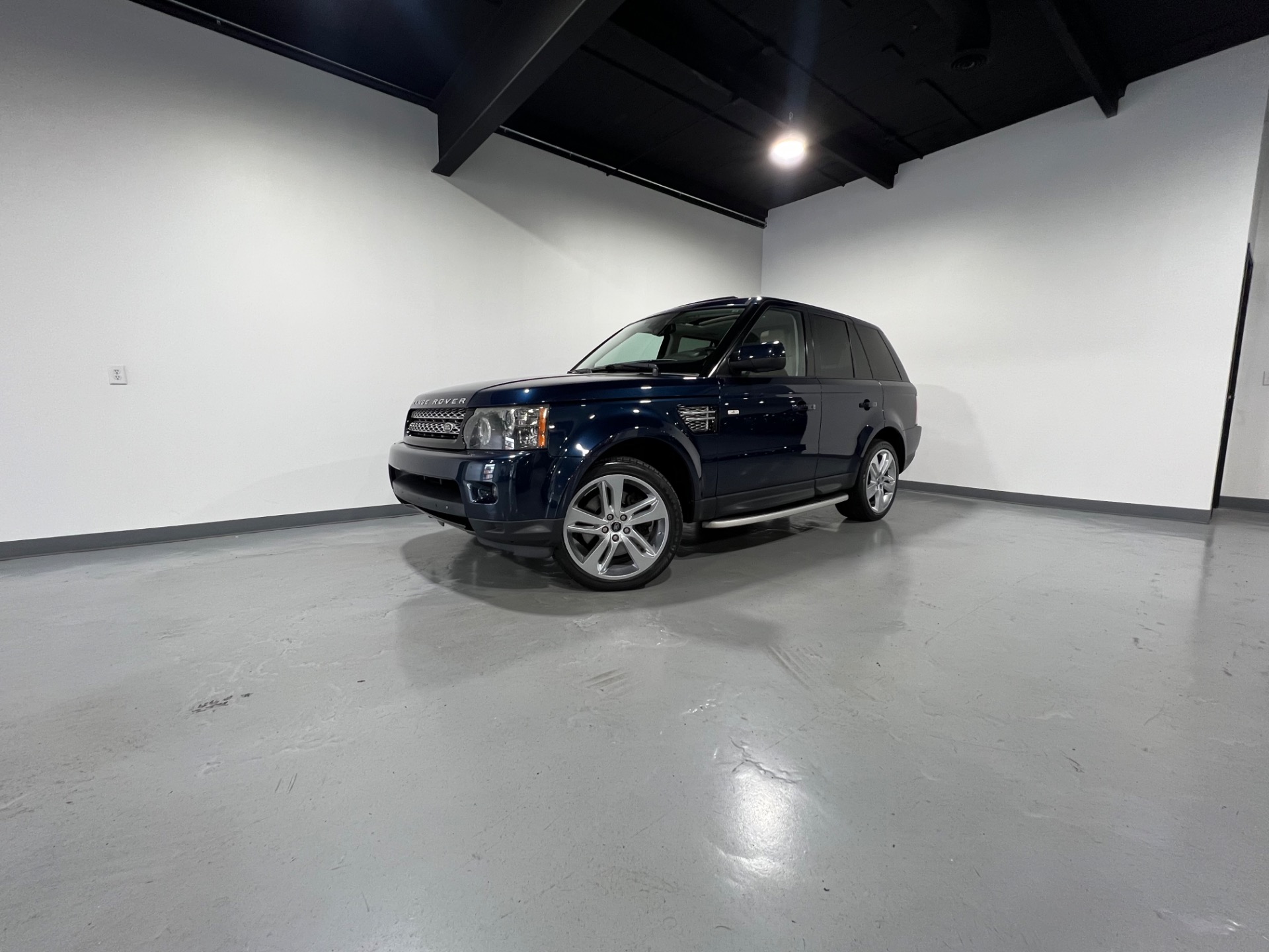 Used 2013 Baltic Blue Metallic Land Rover Range Rover Sport HSE 