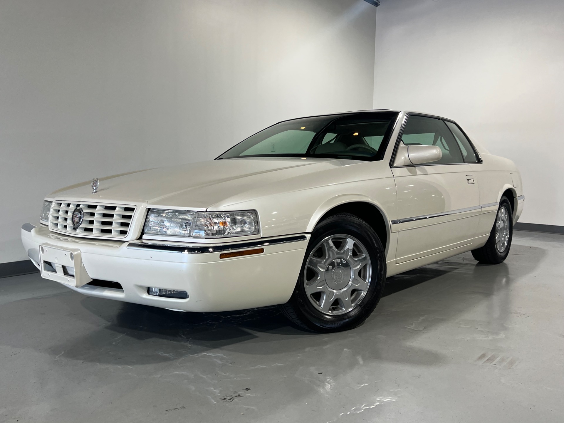 Used 1997 White Diamond Metallic Cadillac Eldorado TOURING 2DR