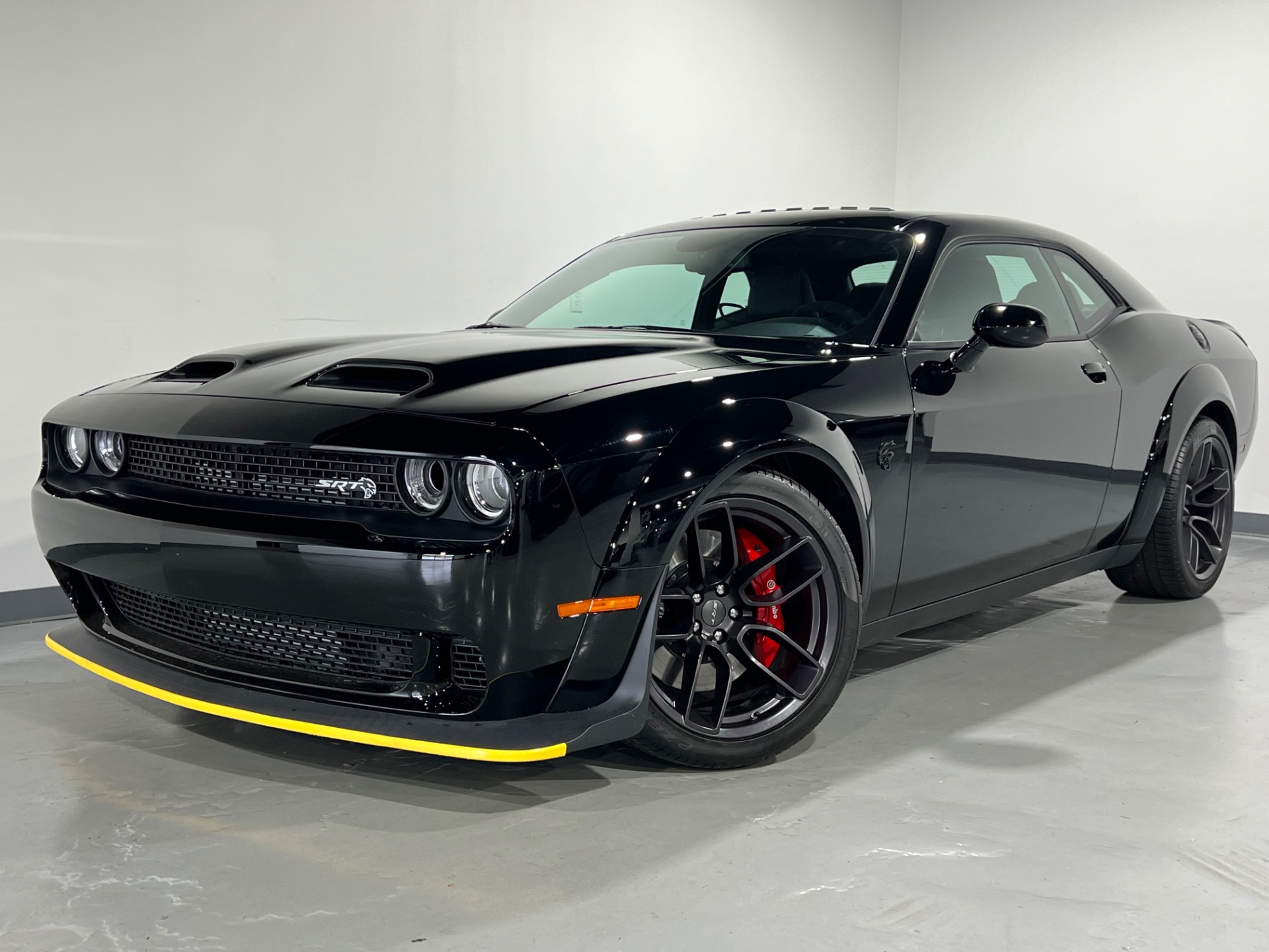 Rear Bumper Kit | DODGE CHALLENGER SRT HELLCAT REDEYE WIDEBODY 2019 Rear Bumper Kit | DODGE CHALLENGER SRT HELLCAT REDEYE WIDEBODY 2019