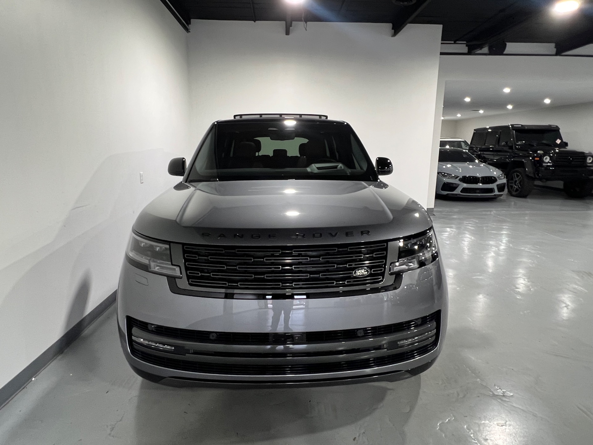Used 2024 EIGER GREY Land Rover Range Rover P400 AWD P400 SE For Sale ...
