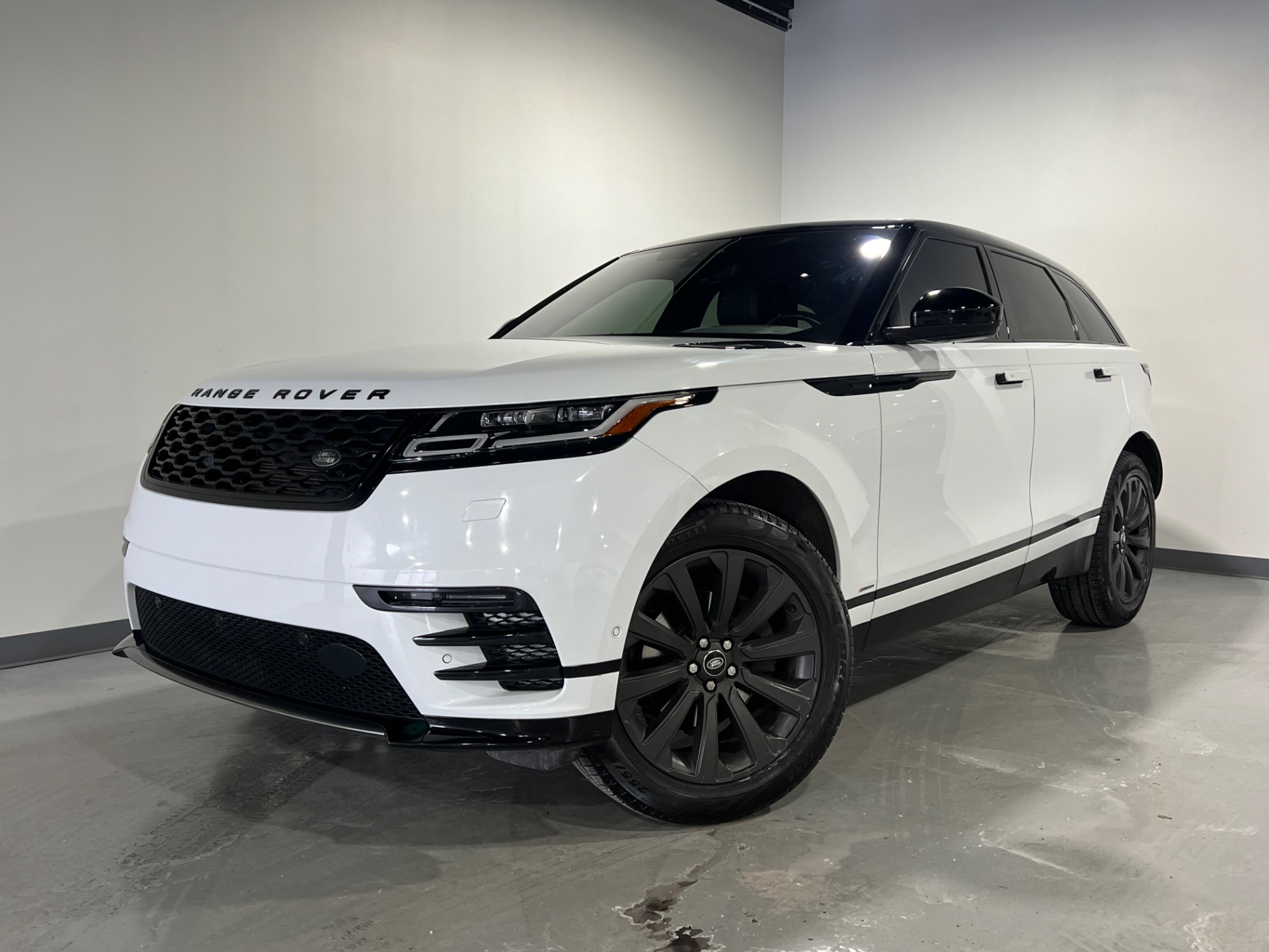 Prime Rover Used 2019 Fuji White Land Rover Range Rover Velar r-dynamic awd P250 R ...