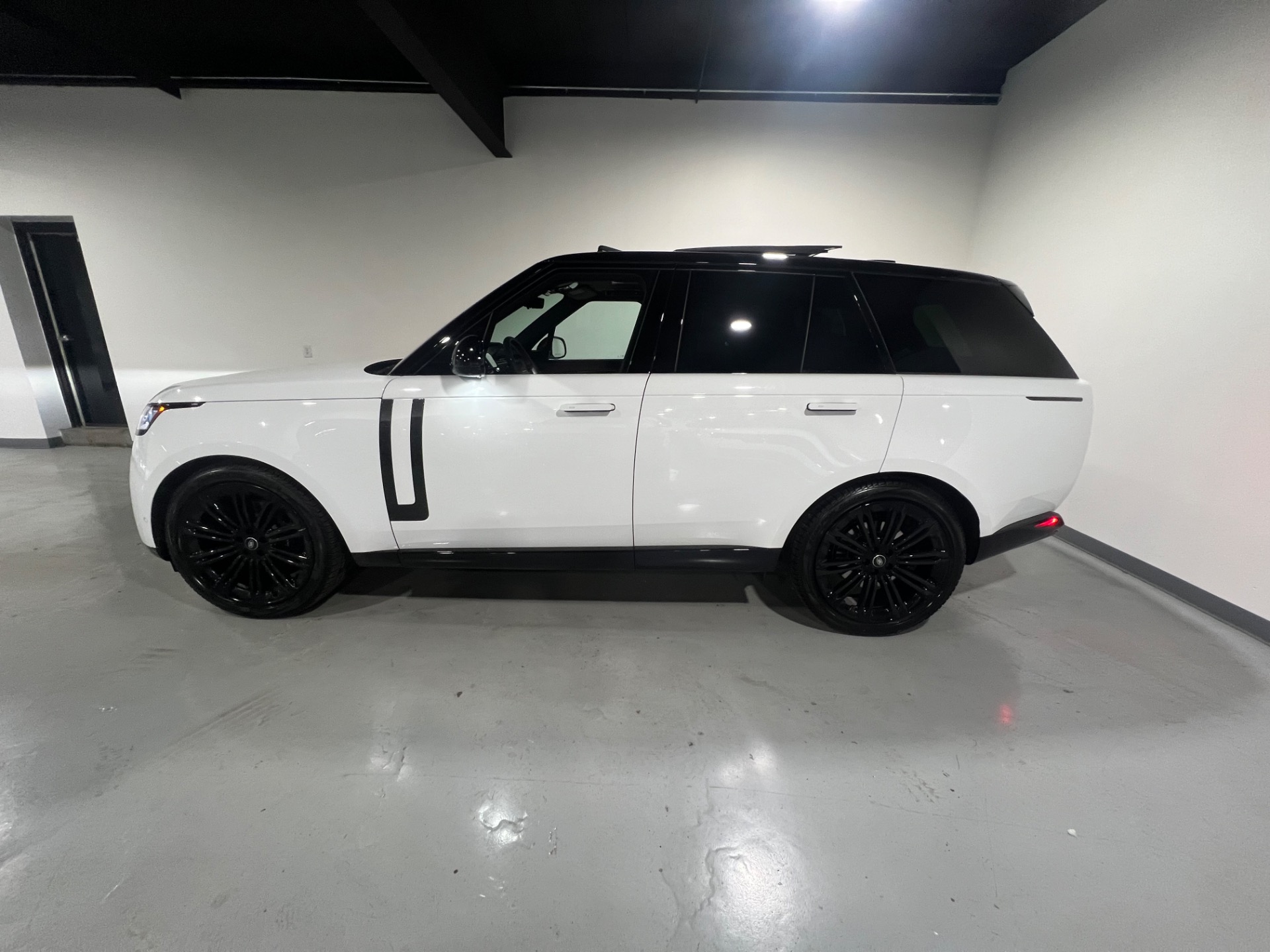 Range Rover Sport 2024 Fuji White