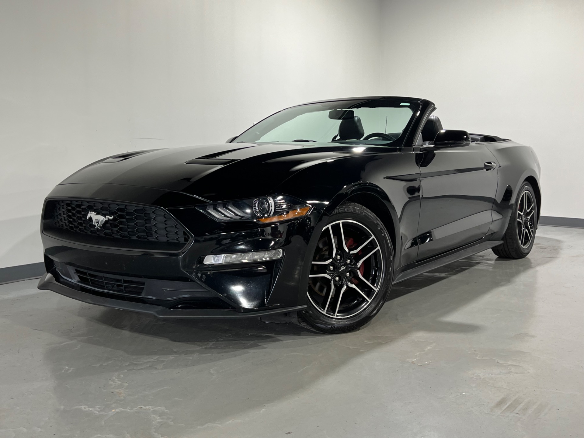 Bumper Kit | FORD MUSTANG CONVERTIBLE ECOBOOST 2020 Bumper Kit | FORD MUSTANG CONVERTIBLE ECOBOOST 2020