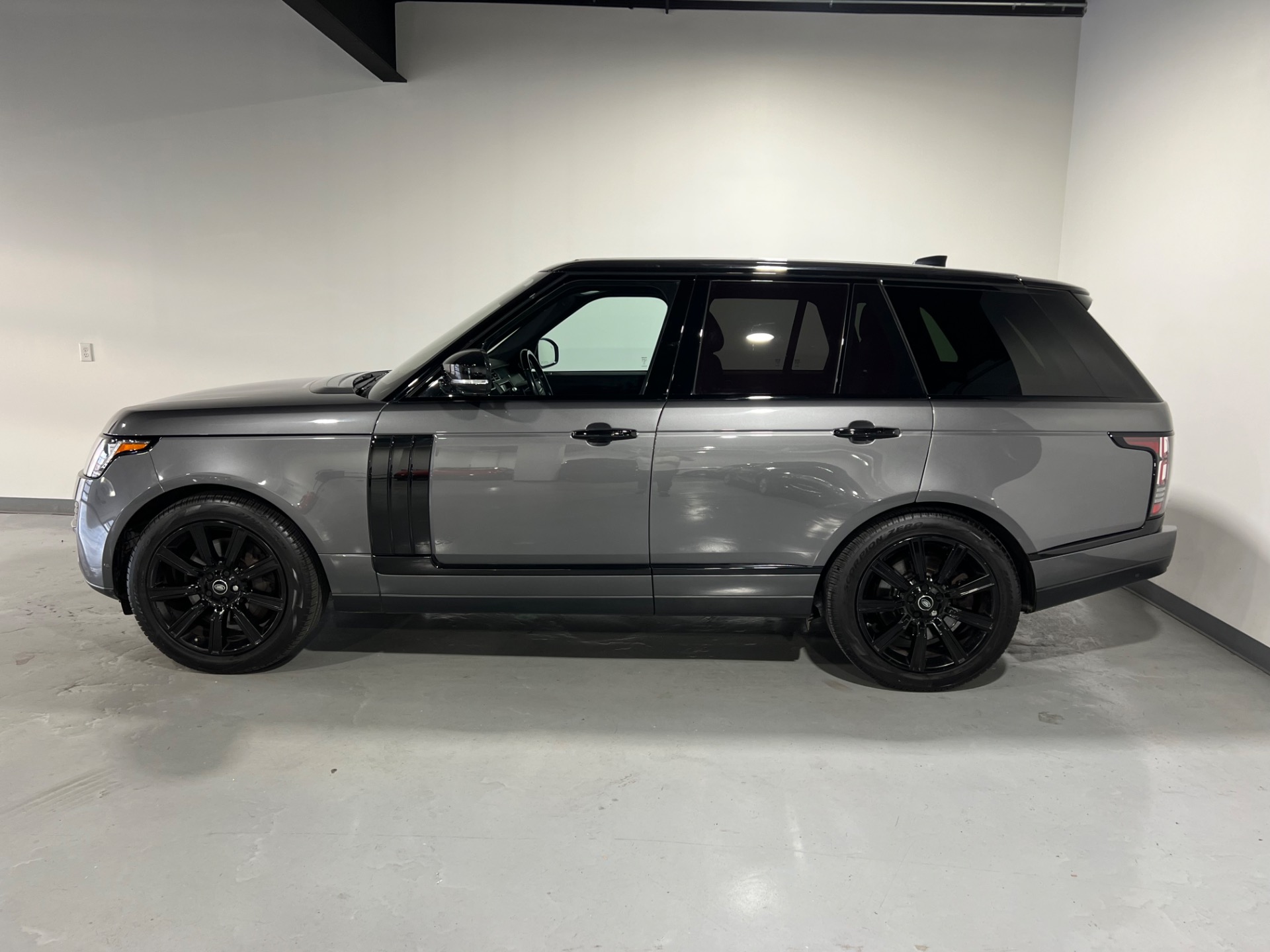 Range Rover Chorus Grey Used 2017 Corris Grey Metallic Land Rover Range Rover HSE AWD HSE For ...