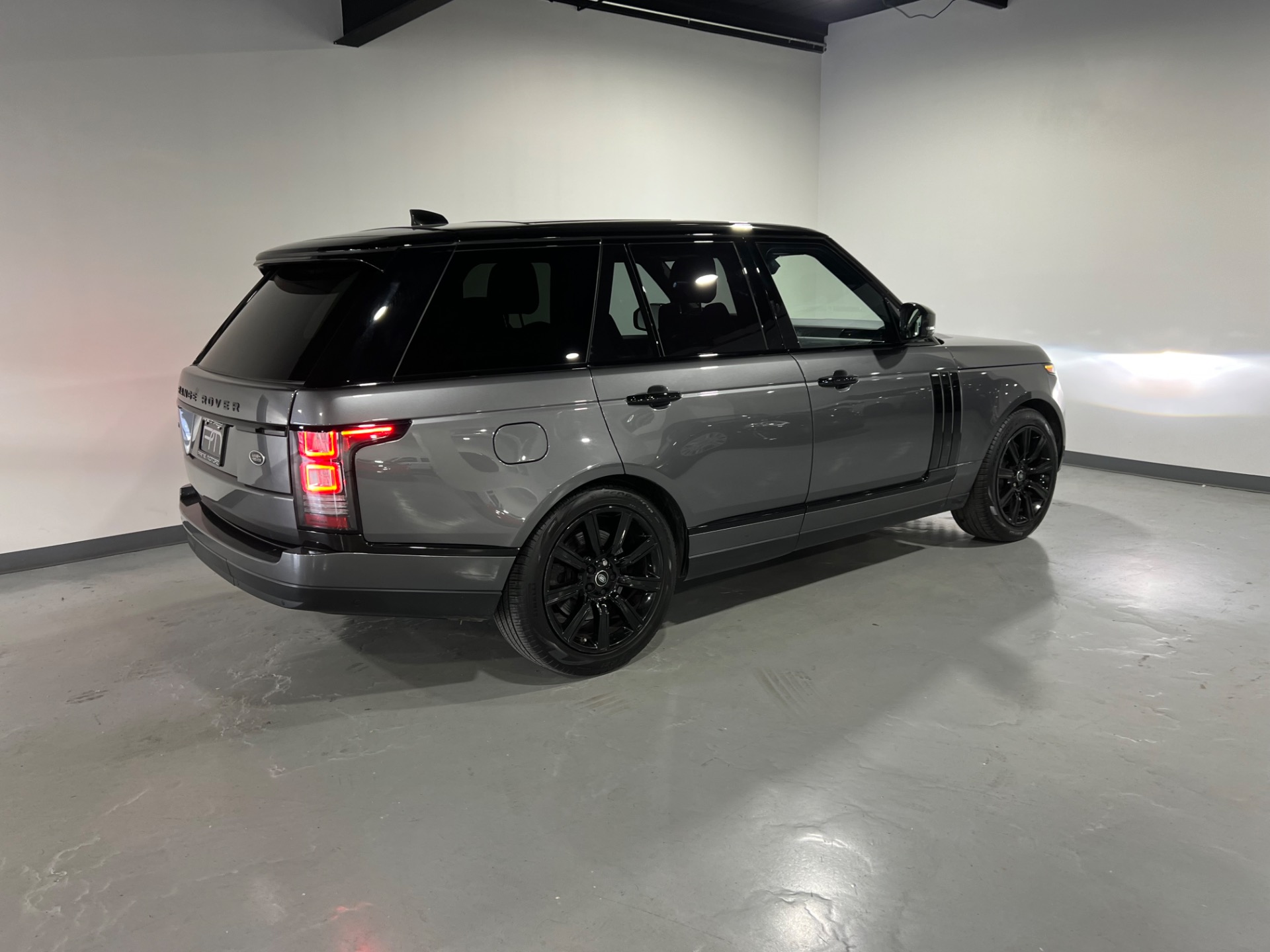 Range Rover Chorus Grey Used 2017 Corris Grey Metallic Land Rover Range Rover HSE AWD HSE For ...