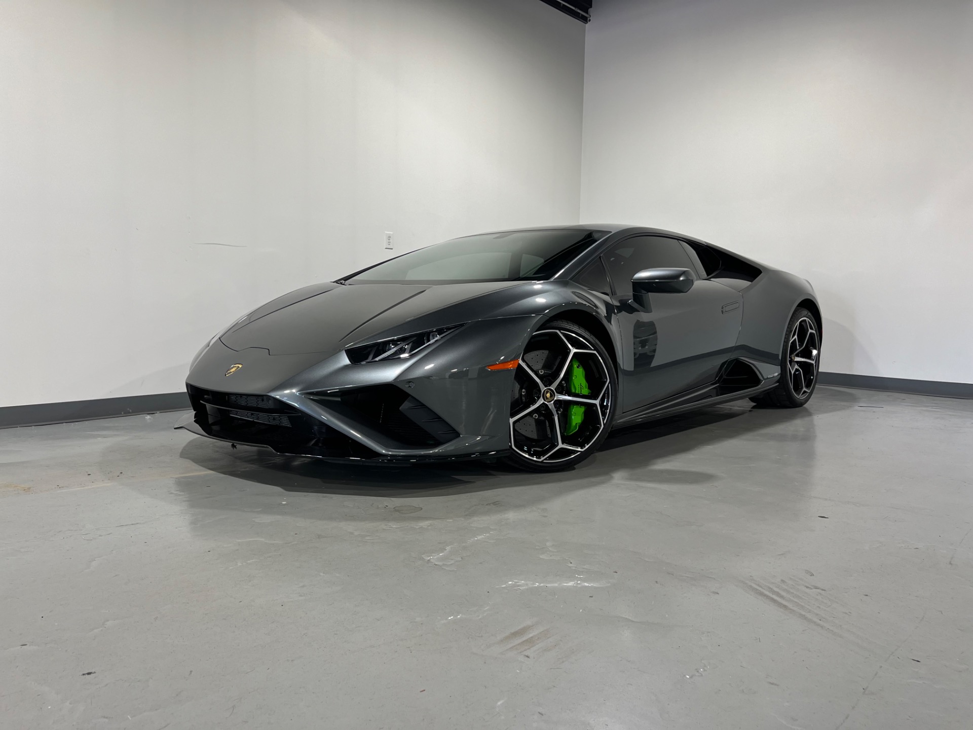 Used 2021 Grigio Lynx Metallic Lamborghini Huracan EVO 2DR COUPE