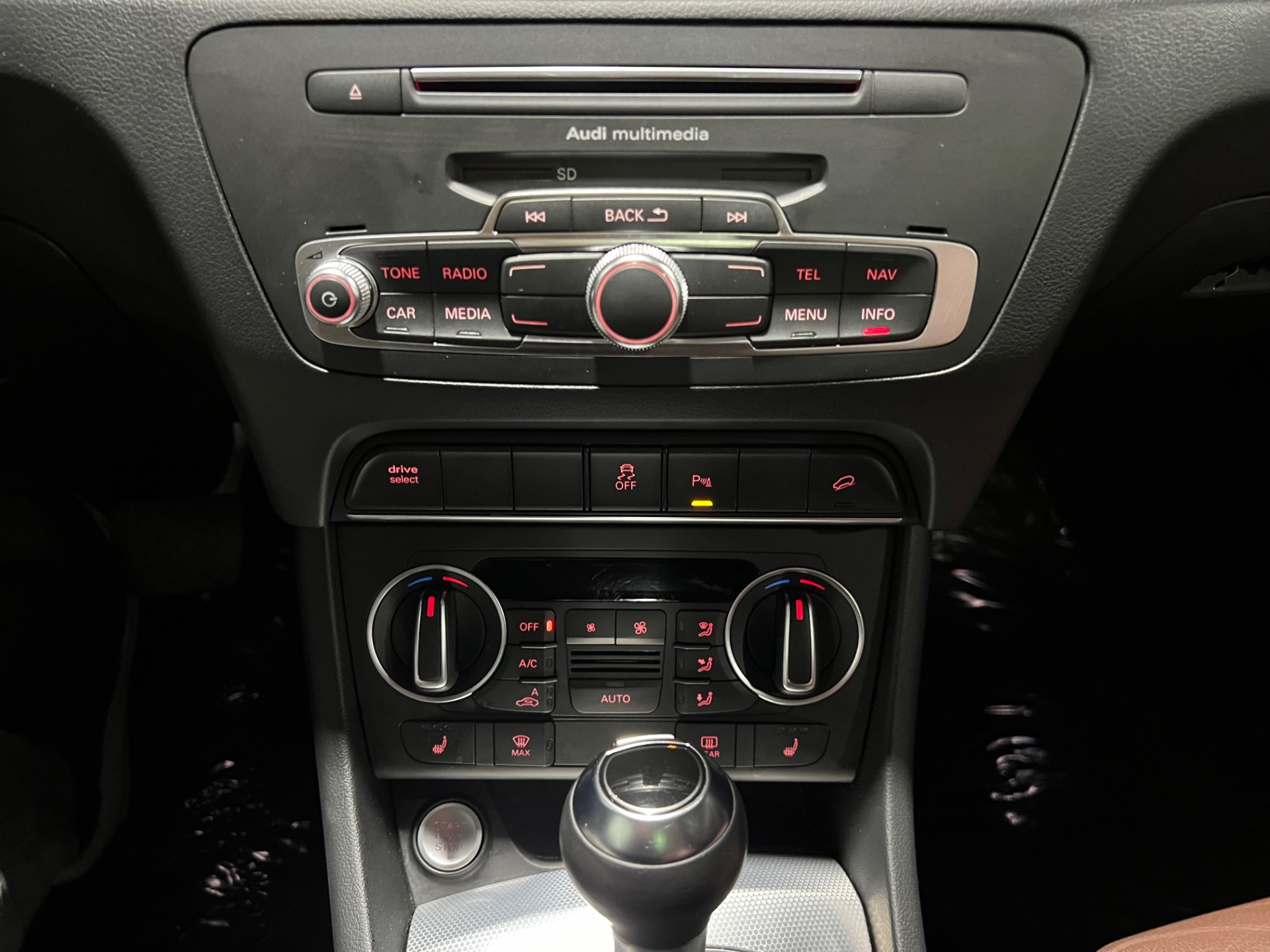 thumbnail image 2 of PEDAL COMMANDER Compatible Avec Audi A5 (2016 Et Plus 2 of 9