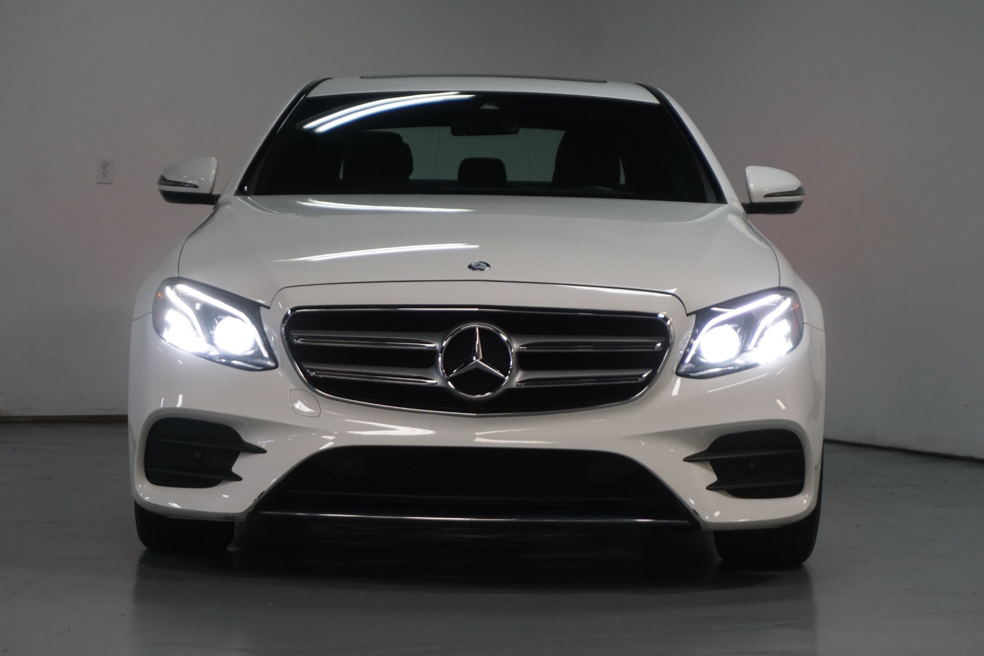 Used 17 Polar White Mercedes Benz E Class 00 Awd E 300 4matic For Sale Sold Prime Motorz Stock 2601 Used 17 Polar White Mercedes Benz E Class 00 Awd E 300 4matic For Sale Sold Prime Motorz Stock 2601
