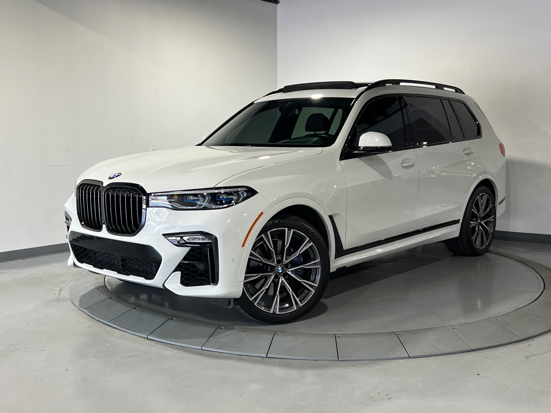 Used 2021 Mineral White Metallic BMW X7 M50 AWD 523 HP M50i For Sale ...