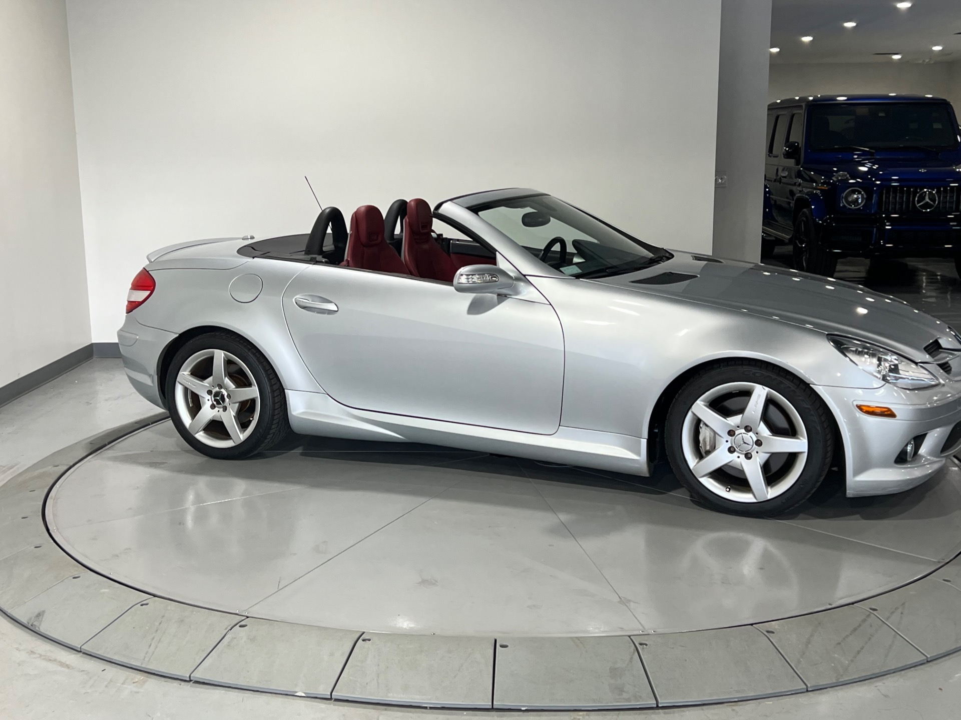 used-2007-diamond-silver-metallic-mercedes-benz-slk350-convertible