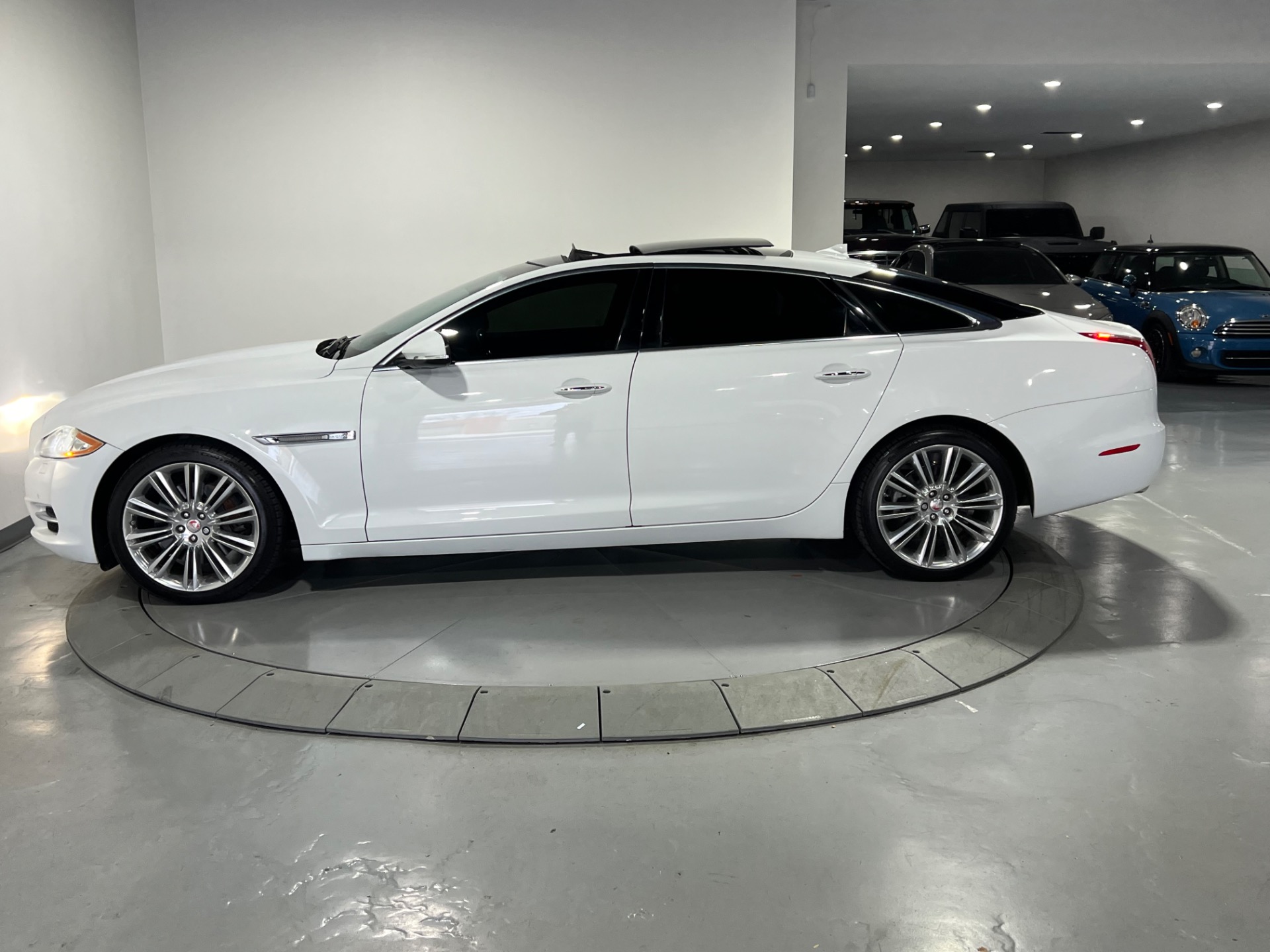 Amazing 2015 Jaguar Xjl For Sale Photos