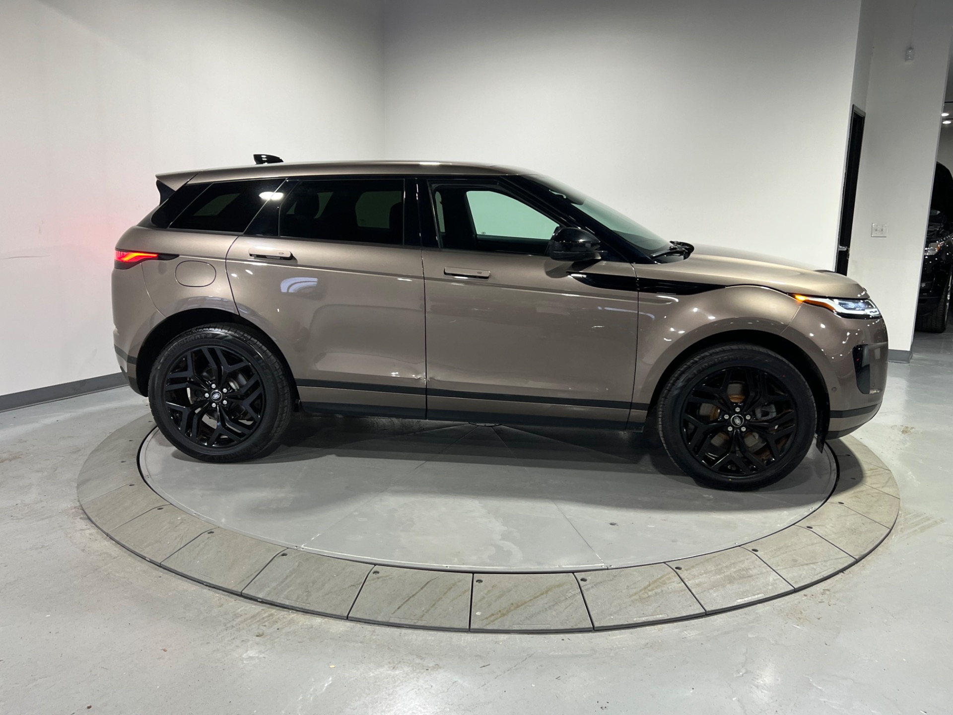 Metallic Range Rover Used 2020 Kaikoura Stone Metallic Land Rover Range Rover Evoque SE AWD ...