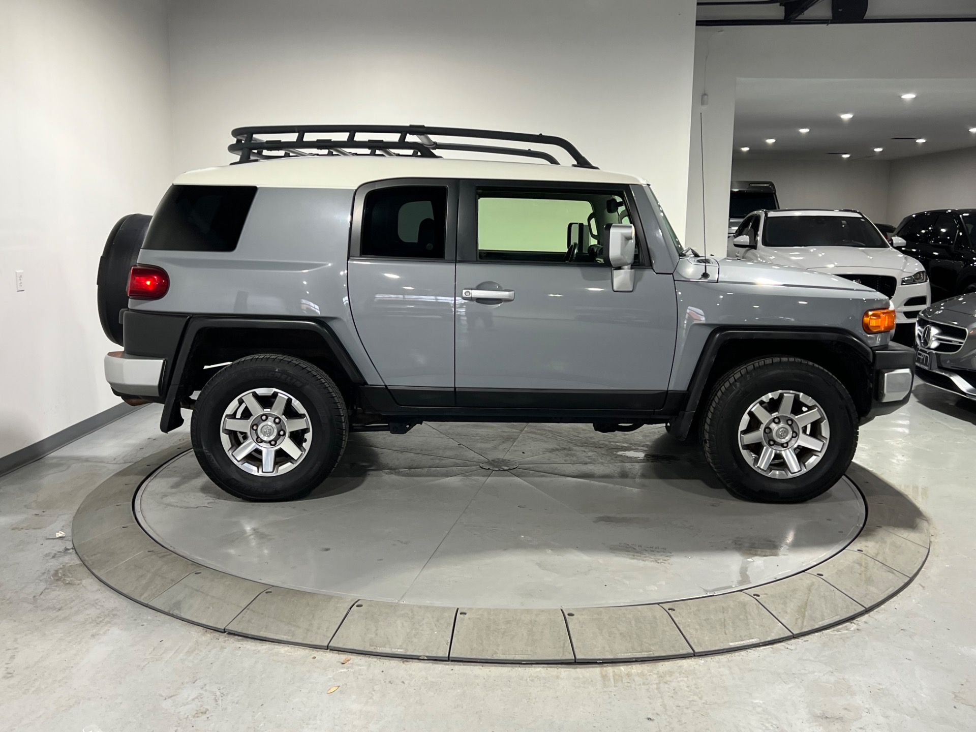 Used 2014 Cement Gray Toyota FJ Cruiser 4x4 For Sale (Sold) | Prime ...