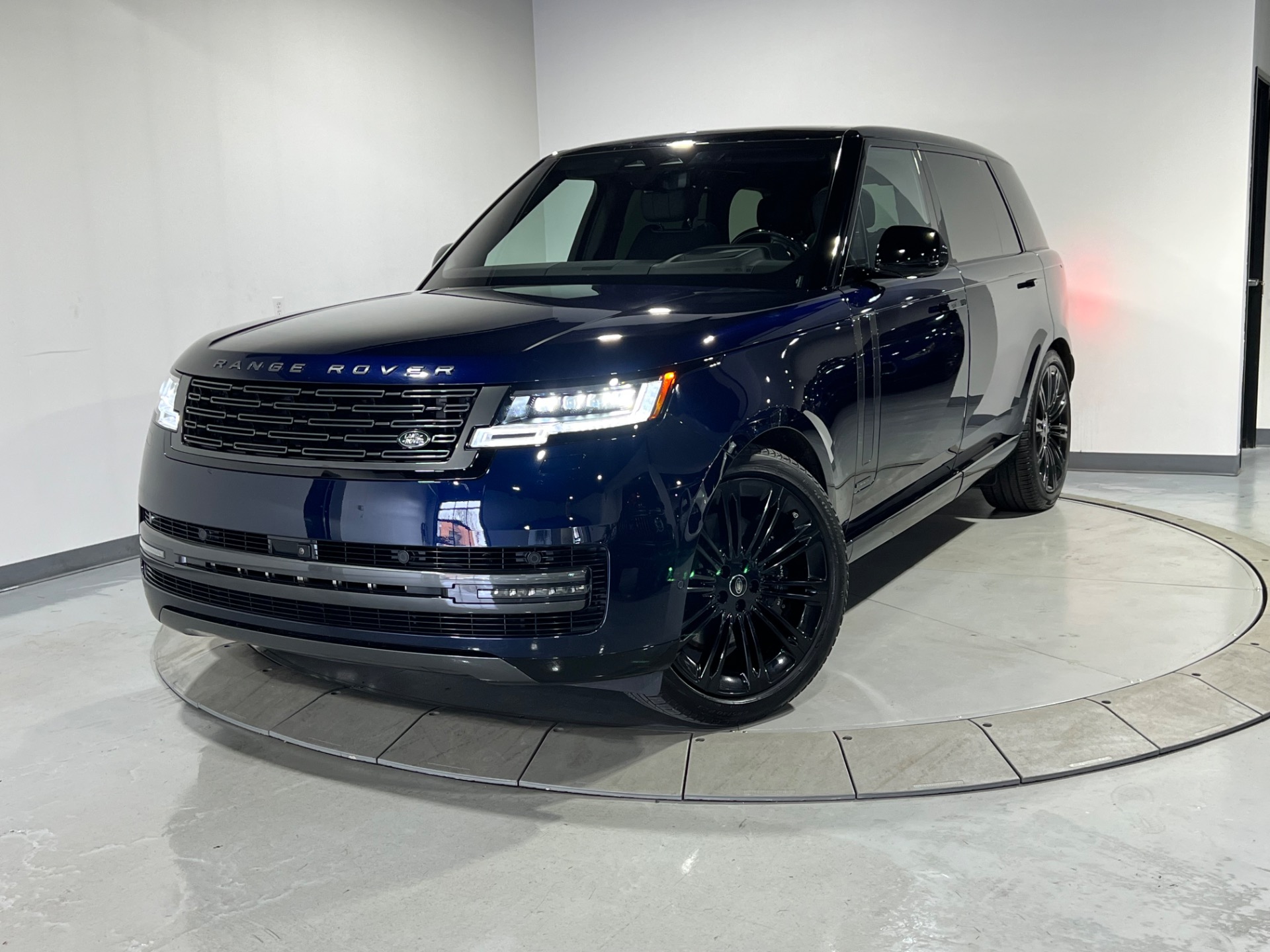 2023 Range Rover Blue Used 2023 Portofino Blue Metallic Land Rover Range Rover P530 ...