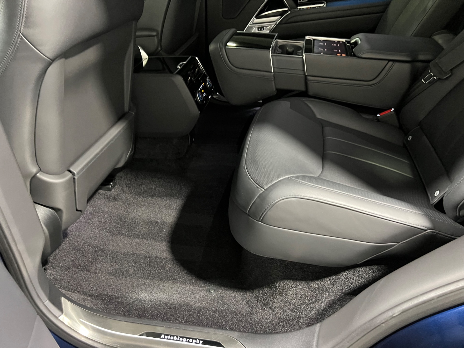 Used 2023 Portofino Blue Metallic Land Rover Range Rover P530 ...
