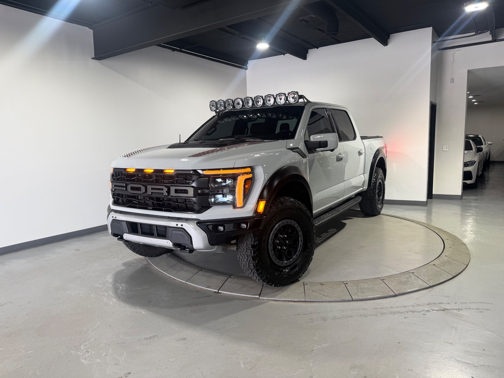 Used 2024 Avalanche Gray Ford F-150 RAPTOR SuperCrew 4x4 (802A) Raptor ...