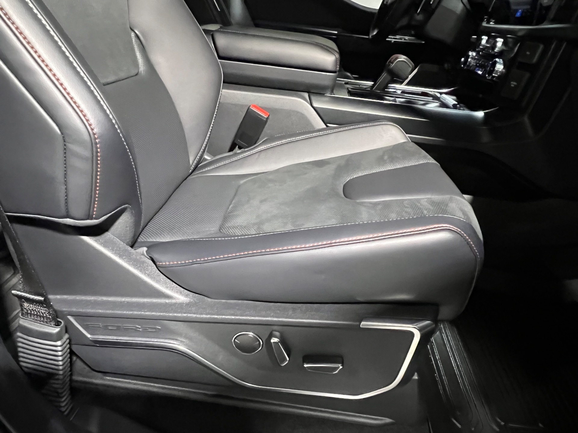 Used 2024 Avalanche Gray Ford F-150 RAPTOR SuperCrew 4x4 (802A) Raptor ...