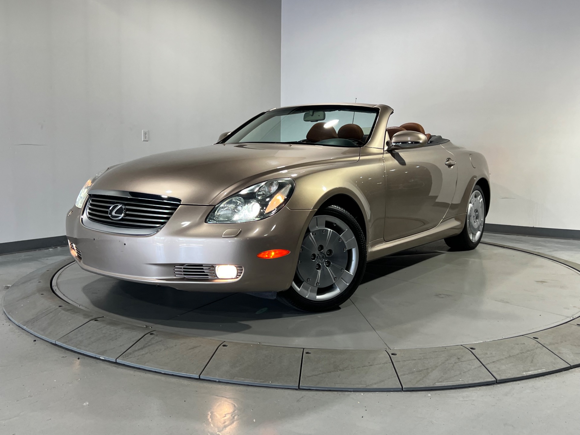 Used 2002 Egyptian Sand Pearl Lexus SC 430 Hardtop Convertible For