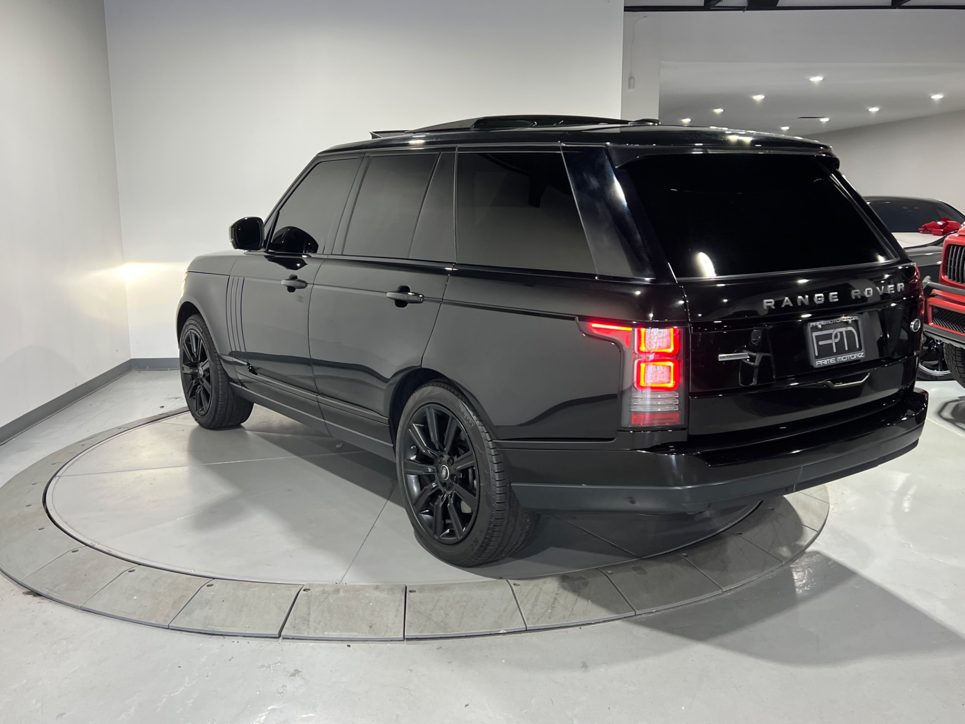 2108 Range Rover Used 2015 Santorini Black Metallic Land Rover Range Rover V8 ...