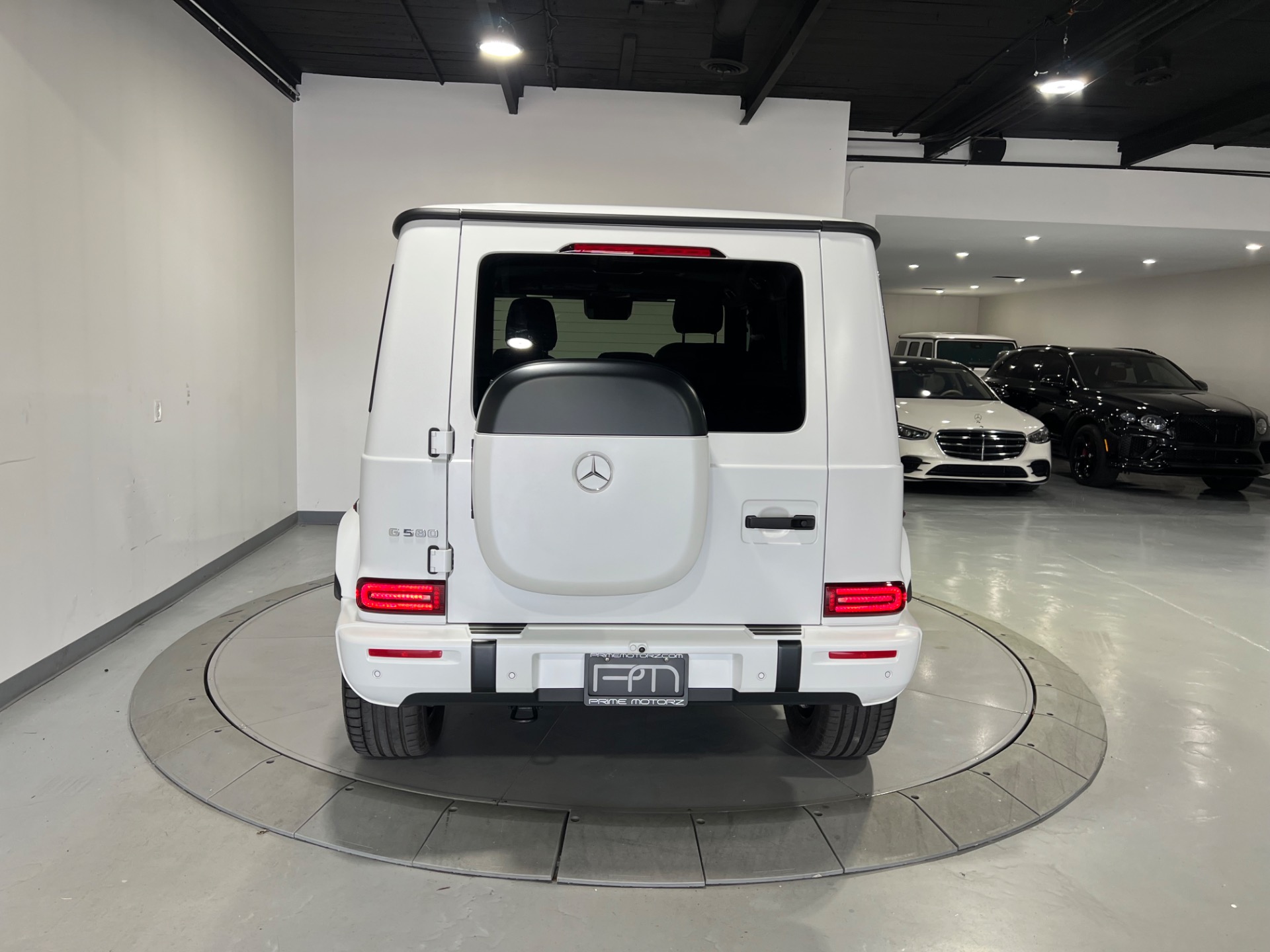 Used 2025 MANUFAKTUR Moonlight White Metallic Mercedes-Benz G