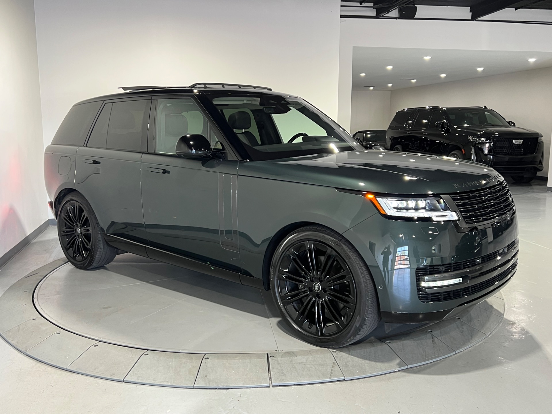 Terrific Belgravia Green Range Rover Gallery