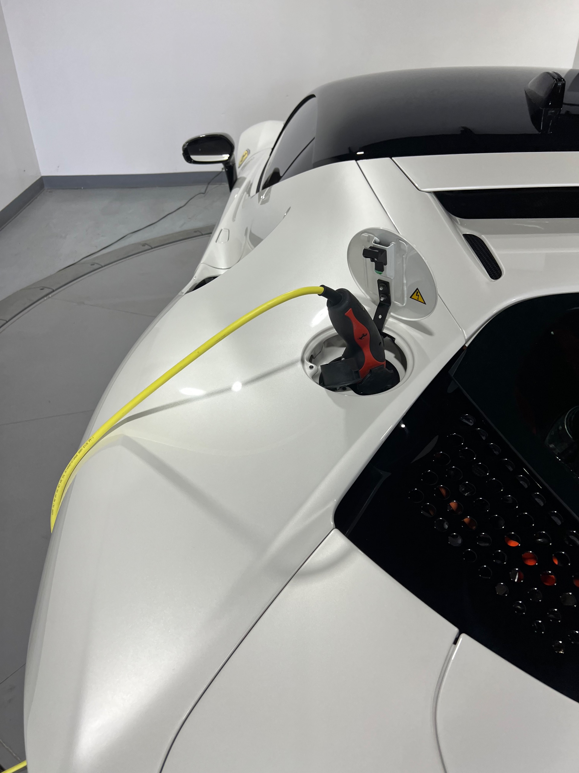 Used 2021 Bianco Avus Ferrari SF90 Stradale COUPE AWD TT V8 986HP
