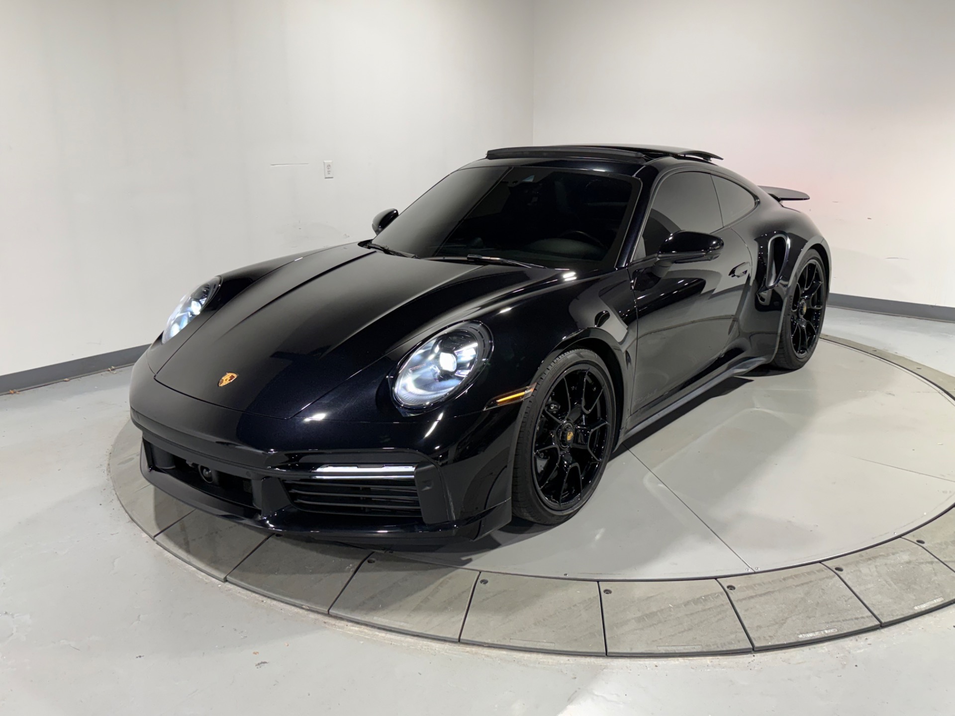 Used 2022 Jet Black Metallic Porsche 911 TURBO S AWD COUPE 640hp