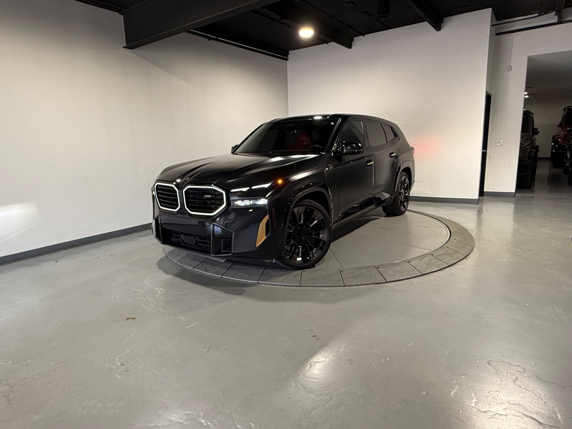 Hermh ブラックメタル　BLACKL Used 2023 Black Sapphire Metallic BMW XM For Sale (Sold) | Prime