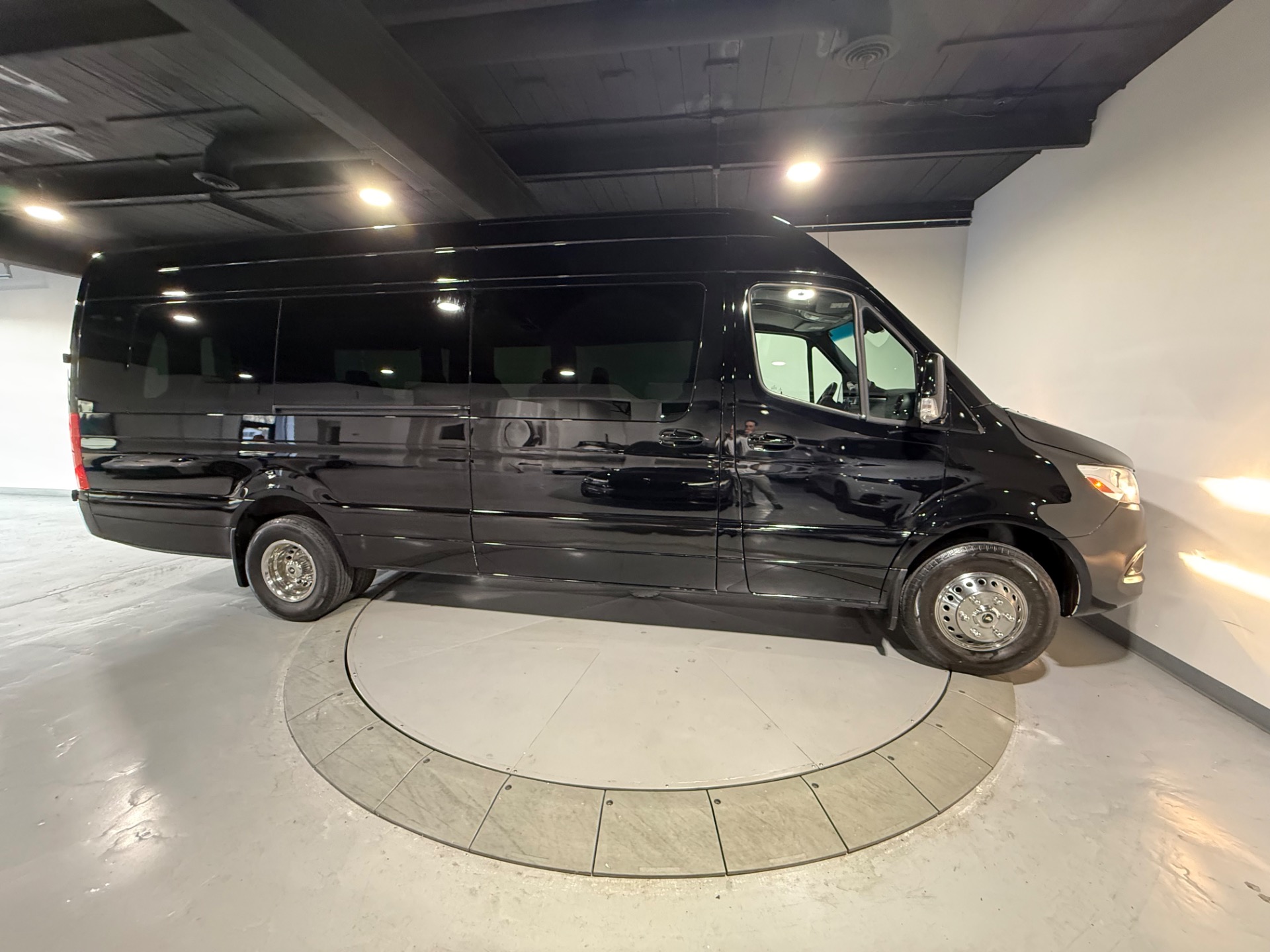 Sprinter Dually Used 2020 Jet Black Mercedes-Benz Sprinter 3500 Dually 10 Passenger ...