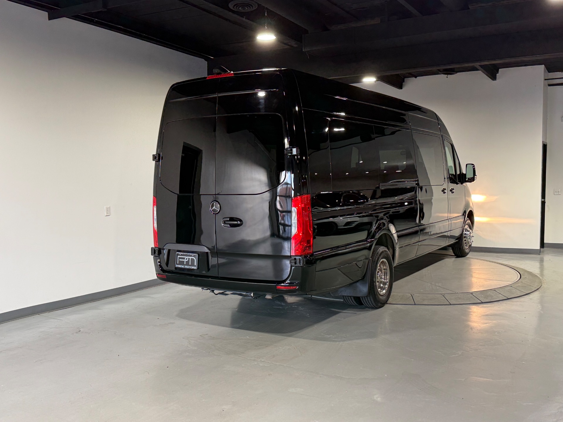 Sprinter Dually Used 2020 Jet Black Mercedes-Benz Sprinter 3500 Dually 10 Passenger ...