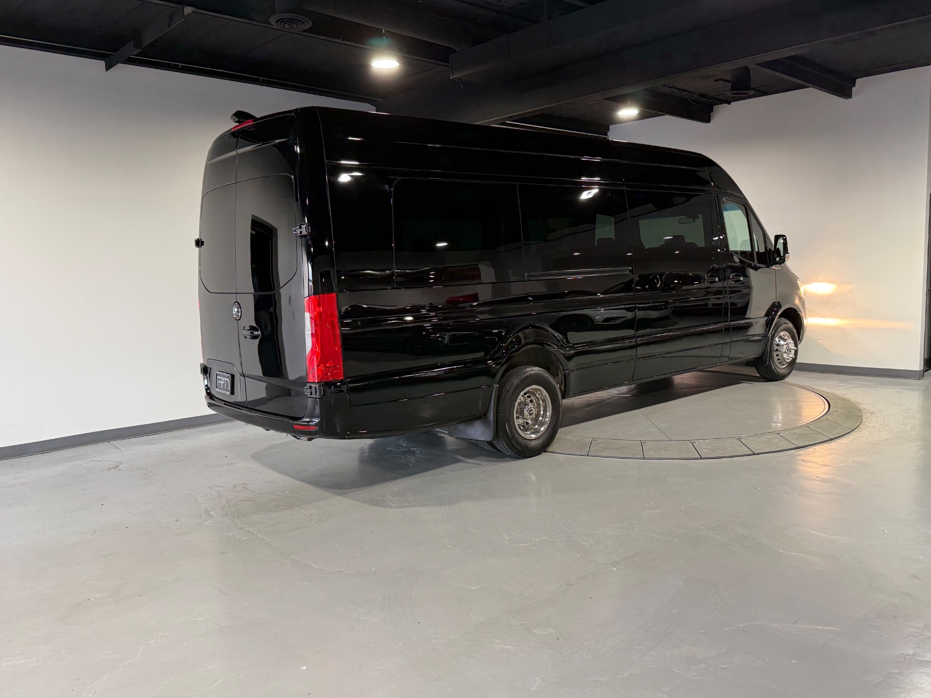 Sprinter Dually Used 2020 Jet Black Mercedes-Benz Sprinter 3500 Dually 10 Passenger ...