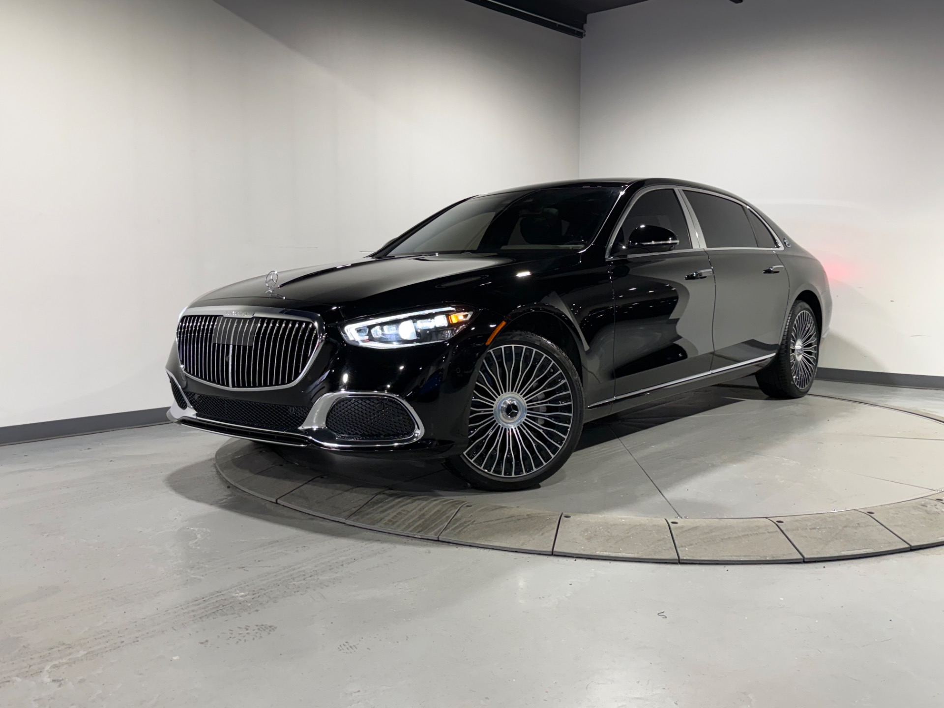 Used 2022 Black Mercedes-Benz S-Class S580 MAYBACH 4DR SEDAN