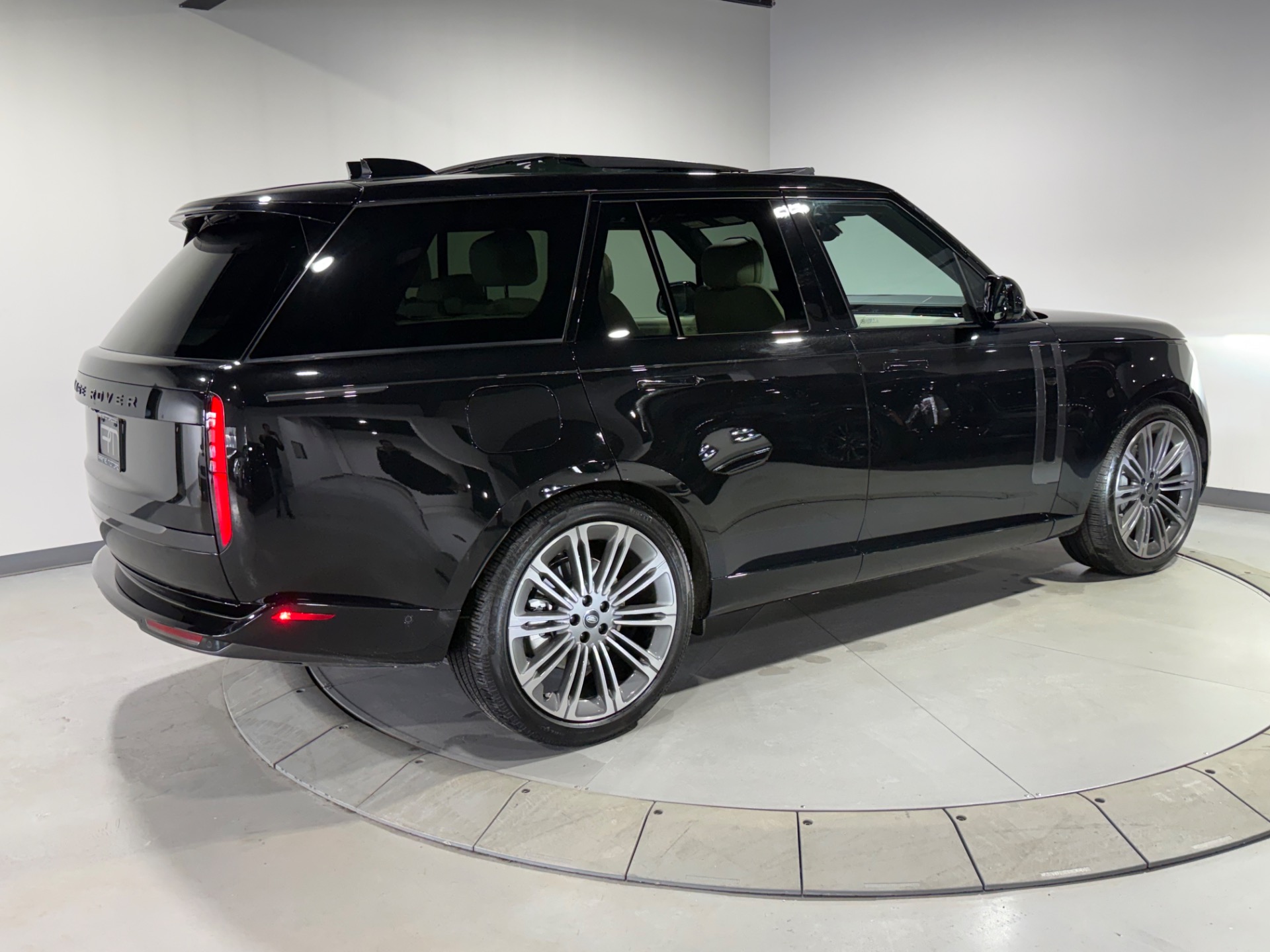 Prime Rover Used 2025 Santorini Black Metallic Land Rover Range Rover P400 AWD P400 ...
