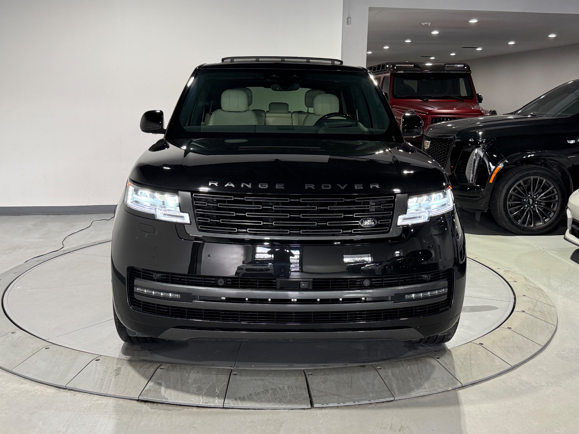Prime Rover Used 2025 Santorini Black Metallic Land Rover Range Rover P400 AWD P400 ...