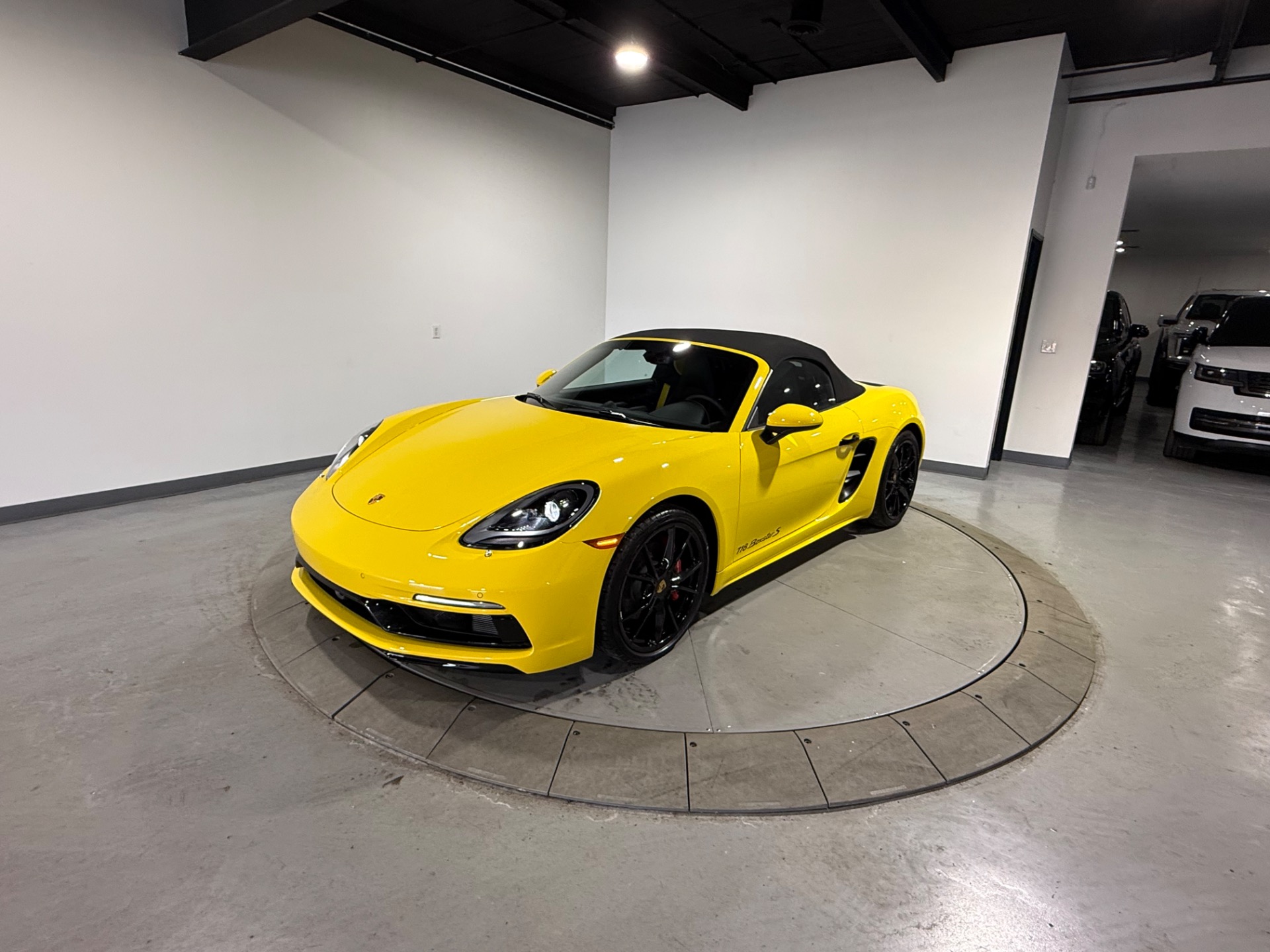 Used 2025 Racing Yellow Porsche 718 Boxster S Roadster in Racing Yellow ...