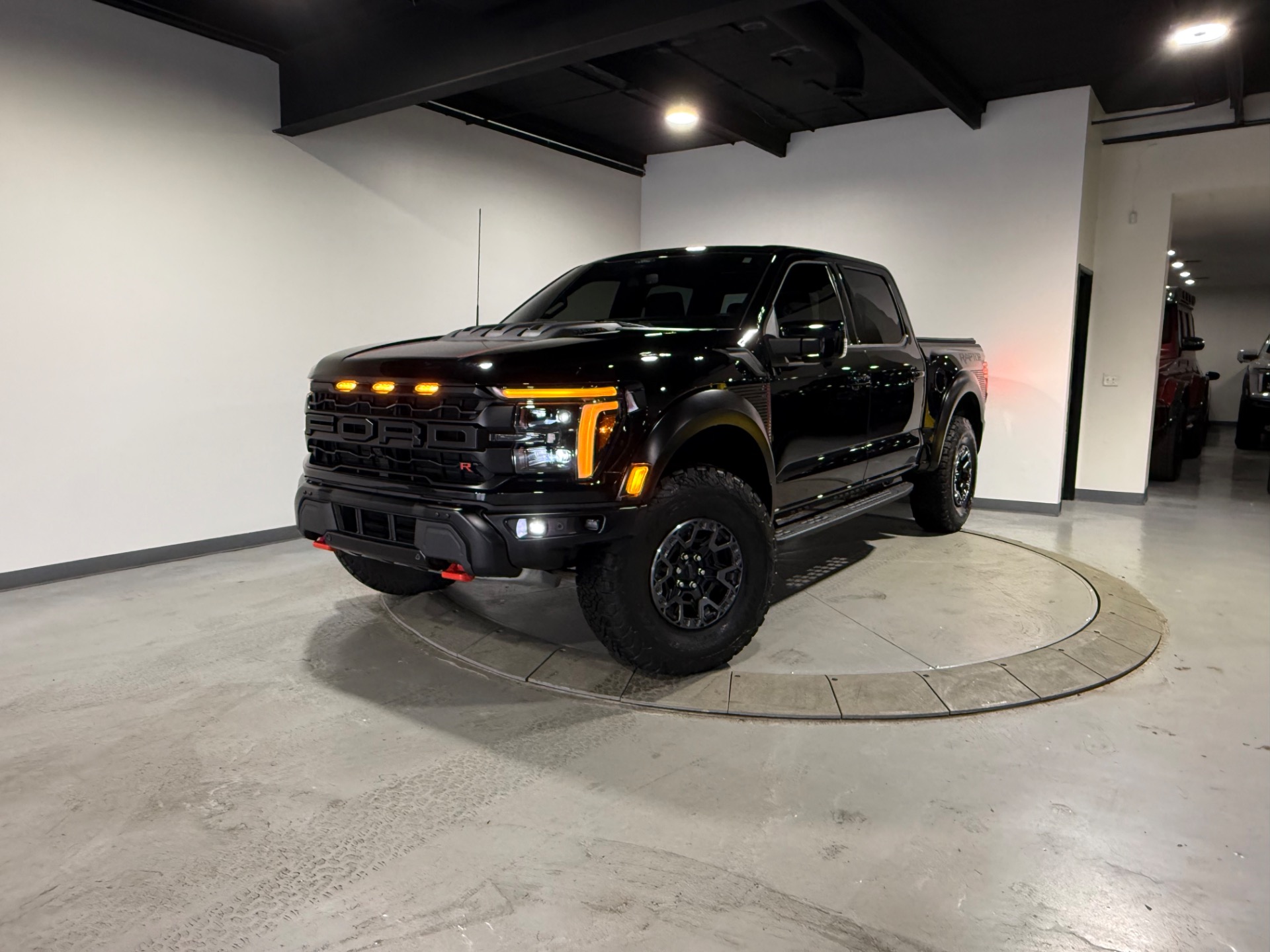 Used 2025 Agate Black Ford F-150 RAPTOR R 4WD CREW Raptor For Sale