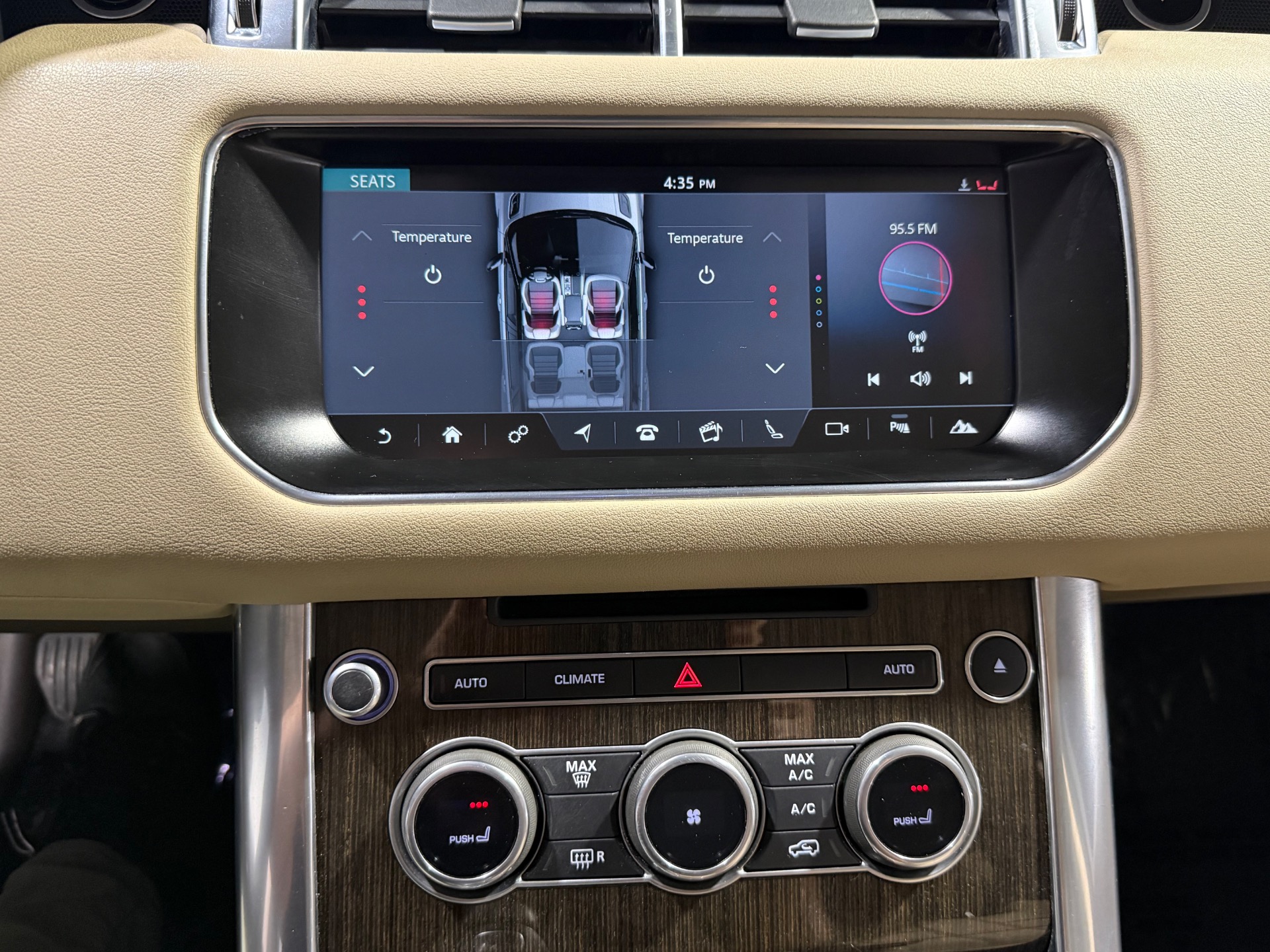 2017 Land Rover Range Rover Sport SE - Photo 17