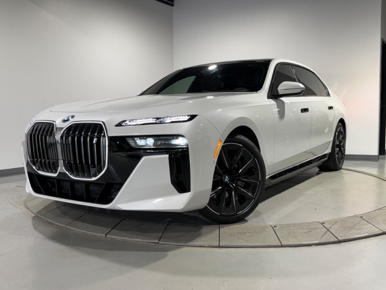 2023 BMW i7 xDrive60's photo