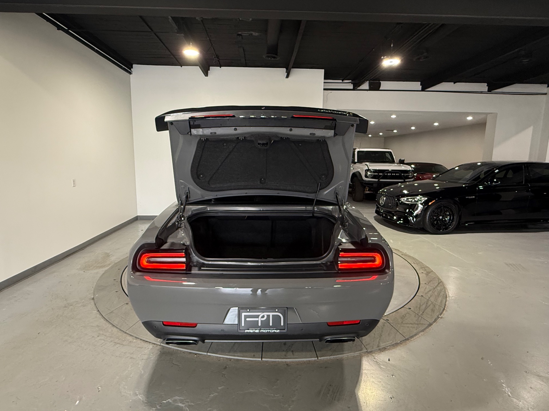 Used 2023 Destroyer Grey Clear Coat Dodge Challenger R/T SCAT PACK 2DR ...