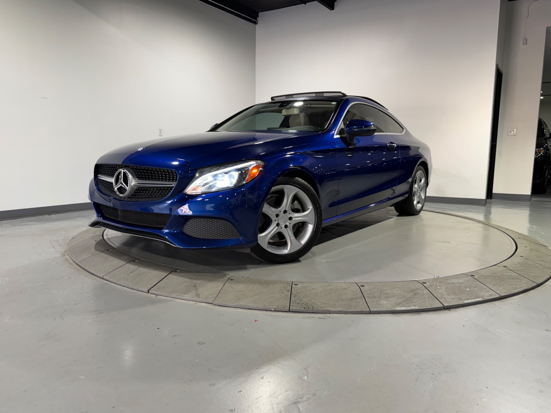 2017 Mercedes-Benz C-Class C300 - Photo 3